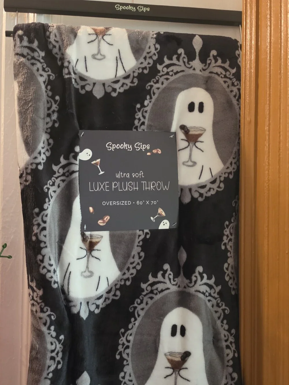 spooky sips nwt spooky